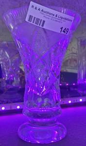 lot 149 image: 7 HIGH GLASS VASE IN STYLE SHOWN.