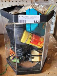 lot 183 image: TABLE TOP AQUARIUM WITH ACCESSORIES AS SHOWN.