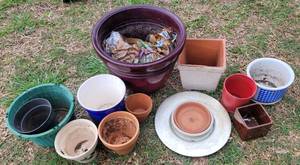 lot 188 image: LOT OF FLOWER POTS AS SHOWN.