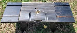 lot 193 image: ROUTER TABLE AS SHOWN.