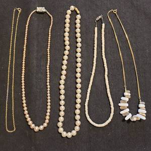lot 242 image: LOT OF NECKLACES AS SHOWN.