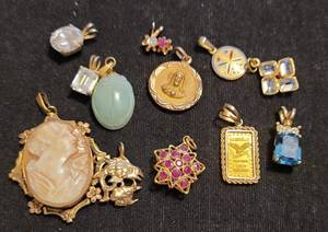 lot 260 image: LARGE PENDANTS AND MORE AS SHOWN.