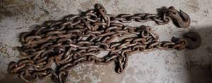 lot 276 image: HEAVY DUTY TOWING CHAIN AS SHOWN.