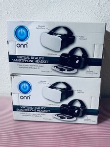 lot 59 image: Lot of 2 - New Onn Virtual Reality SmartPhone Headset Model# 0NA17VR001 - White
