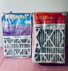 lot 70 image: Lot of 2 - Filtrete M3 16 x 25 x 4 Filters