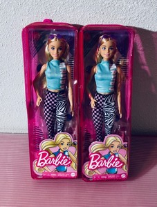 lot 88 image: Lot of 2 - New Mattel Barbie Fashionistas Doll #158 Blonde Pigtails Wearing Teal Sport Top With Leggings & Pink Sneakers