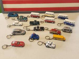 lot 128 image: Selection of car keychains