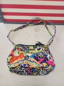 lot 143 image: Vera Bradley handbag - purse - like new