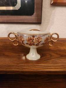 lot 216 image: Vintage double loop handle, footed floral lusterware porcelain dish