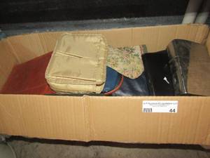 lot 44 image: lot of womens coin purses and more and a large zipo lighter