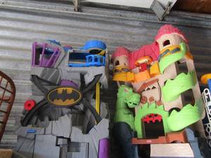 lot 77 image: kids toys batman cave, fisher price dragon cave