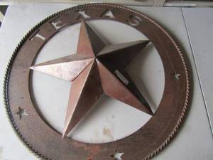 lot 8 image: 30 in iron Texas star indooroutdoor wall art