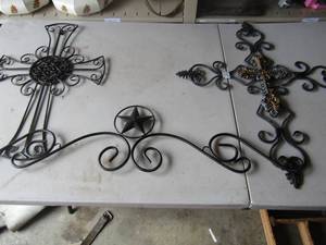 lot 22 image: 2824 metal cross art , 379 Texas star wall art, 2416 metal cross wall art qty 3 total
