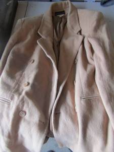 lot 192 image: Herman Geist womens formal coat size medium