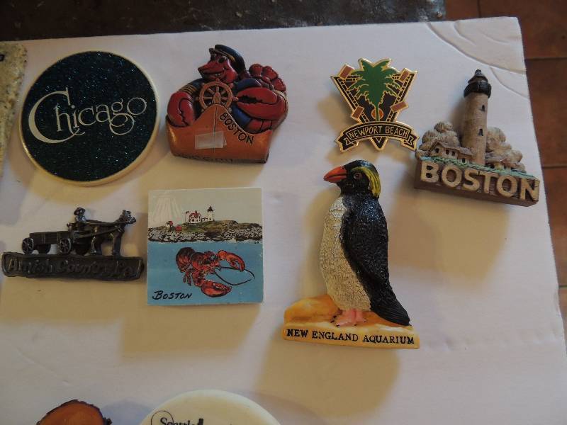 lot 87 image: MAGNETS