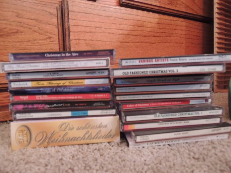 lot 142 image: Christmas CDs 20 count...