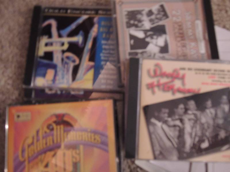 lot 149 image: 1940s Big bands CDs 7ct...