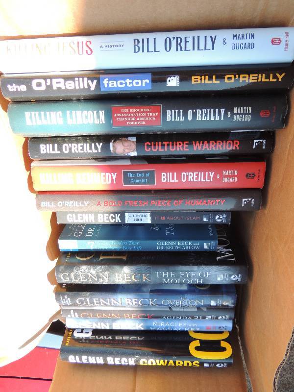 lot 184 image: Political Books by Glen Beck...
