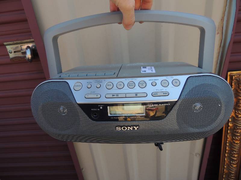 lot 198 image: cd player, cassette player, radio, ...