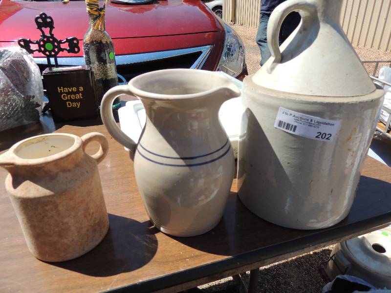 lot 202 image: 3 Crock Pottery pieces...