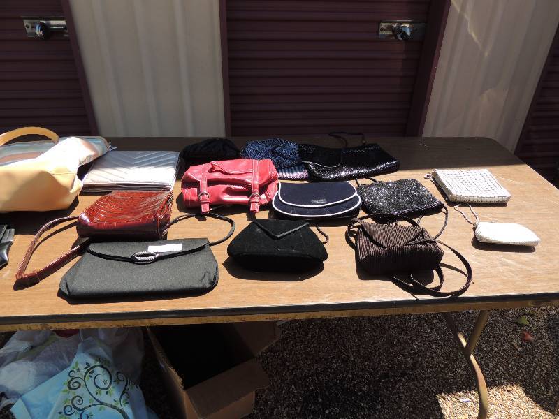 lot 213 image: Hand bags and purses by Dior, Itali...