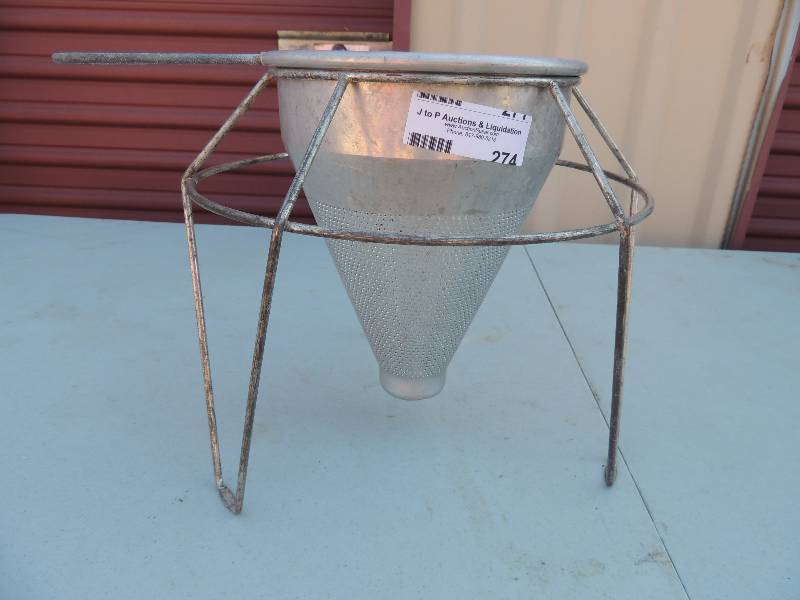 lot 274 image: METAL CONE Strainer ON STAND - PERF...
