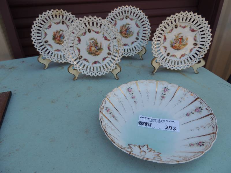 lot 293 image: German painted porcelain  LACED PLA...