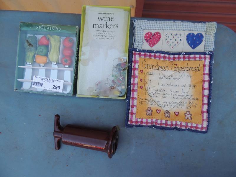 lot 299 image: CHEESE Spreaders, wine markers,  BO...