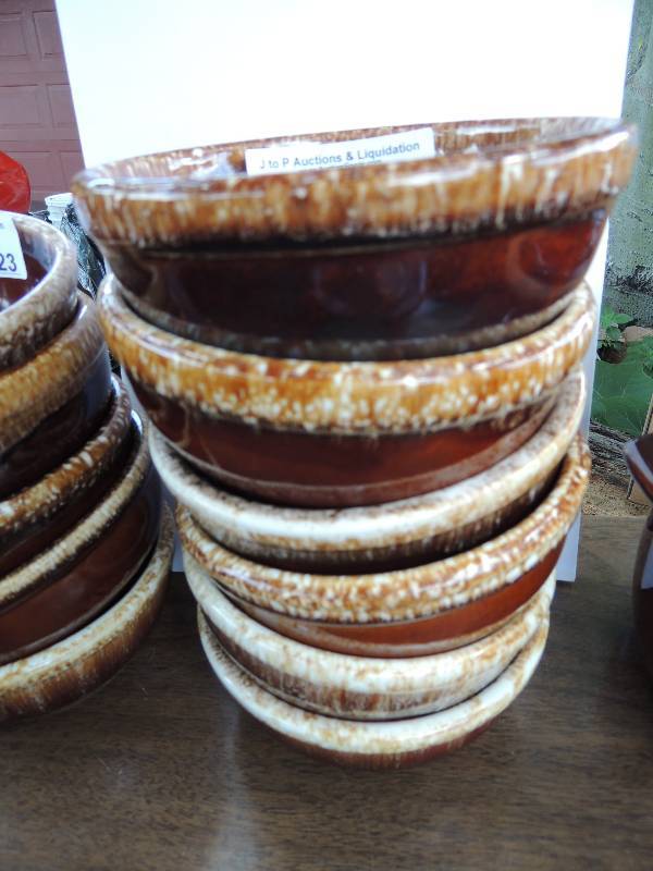 lot 322 image: Vintage Kathy Kale Pottery Brown Dr...