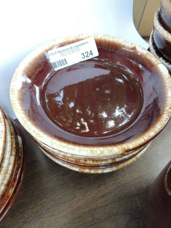 lot 324 image: Vintage Kathy Kale Pottery Brown Dr...