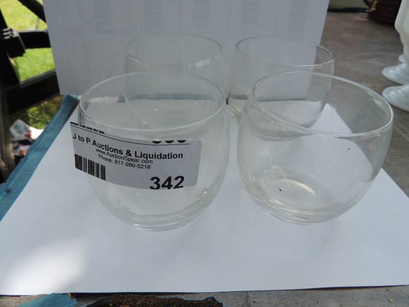 lot 342 image: 4 white Wne glasses...