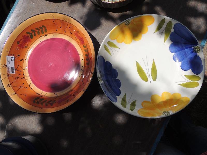 lot 352 image: 2 Hand Painted Serving Bowls...
