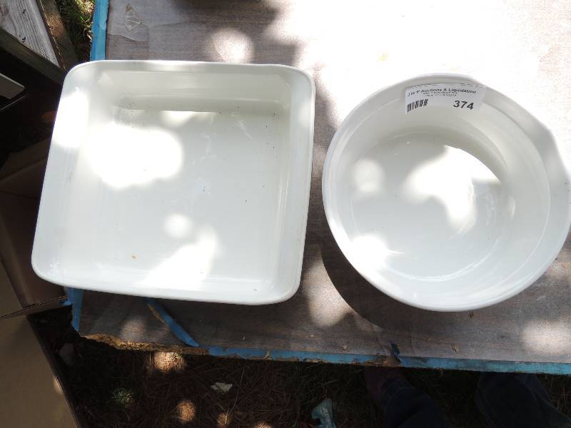 lot 374 image: Corning ware  - 1.6L  Souflett Dish...