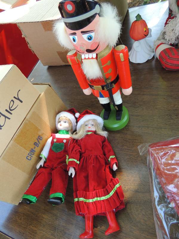 lot 397 image: Assorted fall dcor  Christmas Nut...