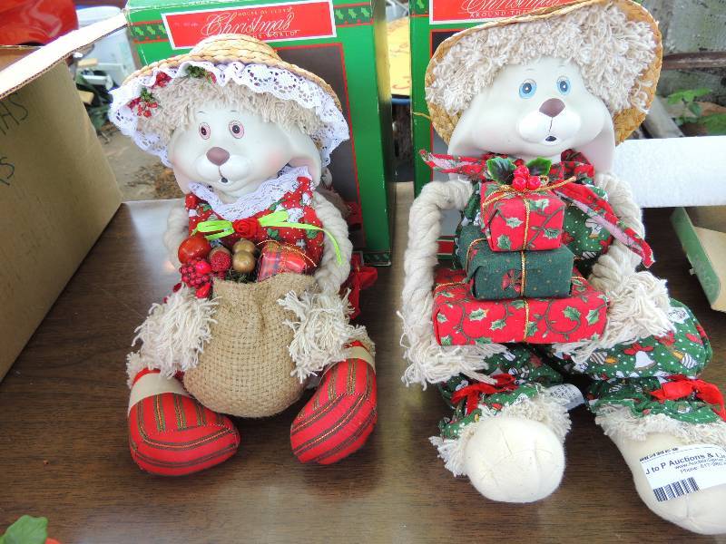 lot 399 image: Around the world Christmas Bear & b...