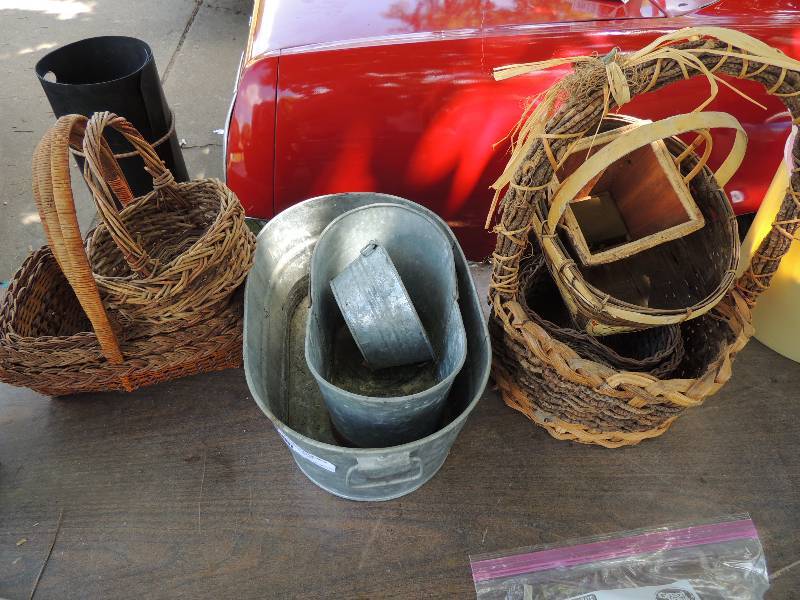 lot 447 image: 3 Aluminum planter baskets, 6 wicke...