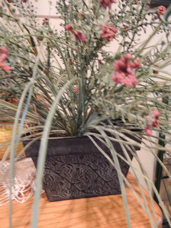 lot 120 image: flora arrangement, citron colored v...