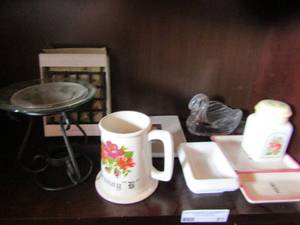 lot 81 image: Granny B coffee mug, his and hers plate, pot holder, swan and more