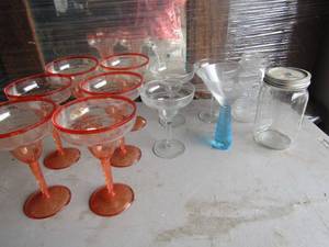 lot 99 image: Mason jars, 6 plastic long stem wine glasses, Very different martini glass with thick blue glass bottom