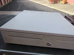 lot 41 image: cash register draw no keys empty