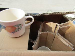 lot 133 image: corning fruit design coffee cups qty 8 all in great condition