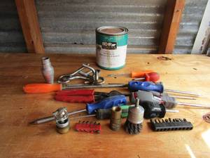 lot 156 image: Behr gloss used, misc. tool items see pics for details