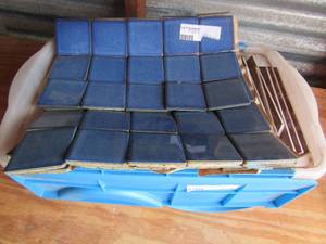 lot 171 image: Blue Back splash tiles new, unsure of quanity , various other tile pieces