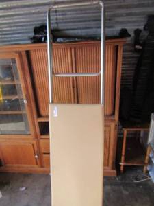 lot 188 image: Folding exercise bench, 41