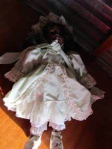 lot 51 image: Hiedi OTT black Doll, very unique and beautiful doll vintage,,,,,