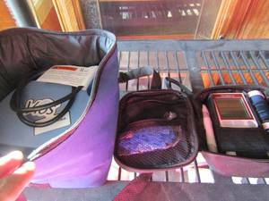 lot 190 image: VIOS  neubulizer used, GLUCOSE MONITOR