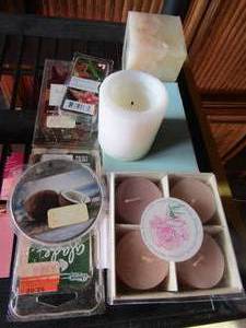 lot 191 image: CANDLE LOT  WITH MELTS