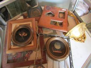 lot 192 image: Large lot of picture frames and various pieces of wall art