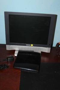 lot 48 image: Magnavox 15 TV and Digital Wall Antenna