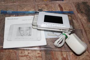 lot 89 image: Digital Picture Viewer Frame